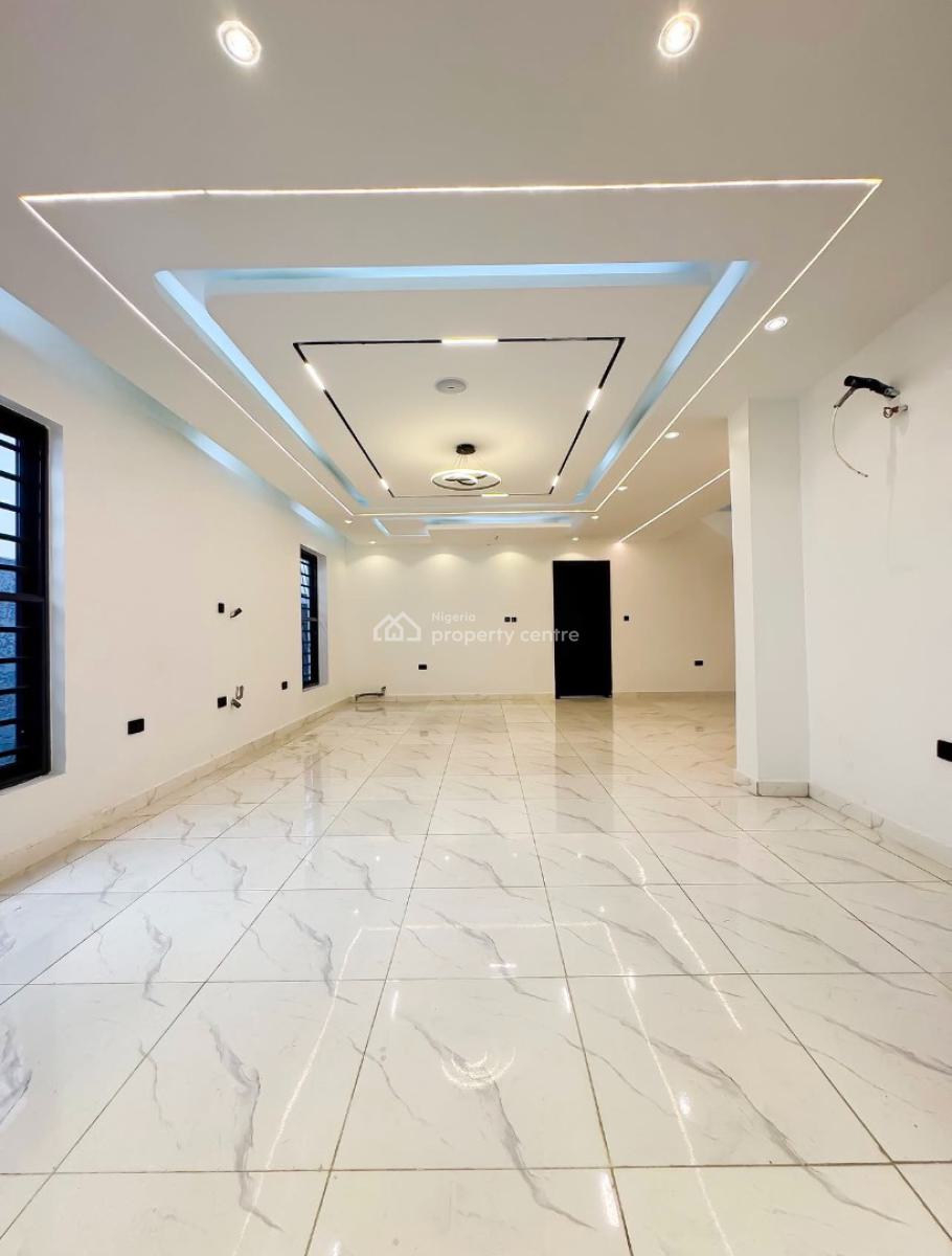 Contemporary 5 Bedroom Fully Detached Penthouse with Rooftop Terrace, Sangotedo, Ajah, Lagos, Detached Duplex for Sale