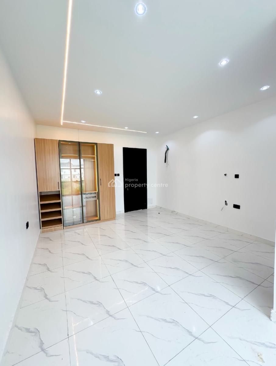 Contemporary 5 Bedroom Fully Detached Penthouse with Rooftop Terrace, Sangotedo, Ajah, Lagos, Detached Duplex for Sale