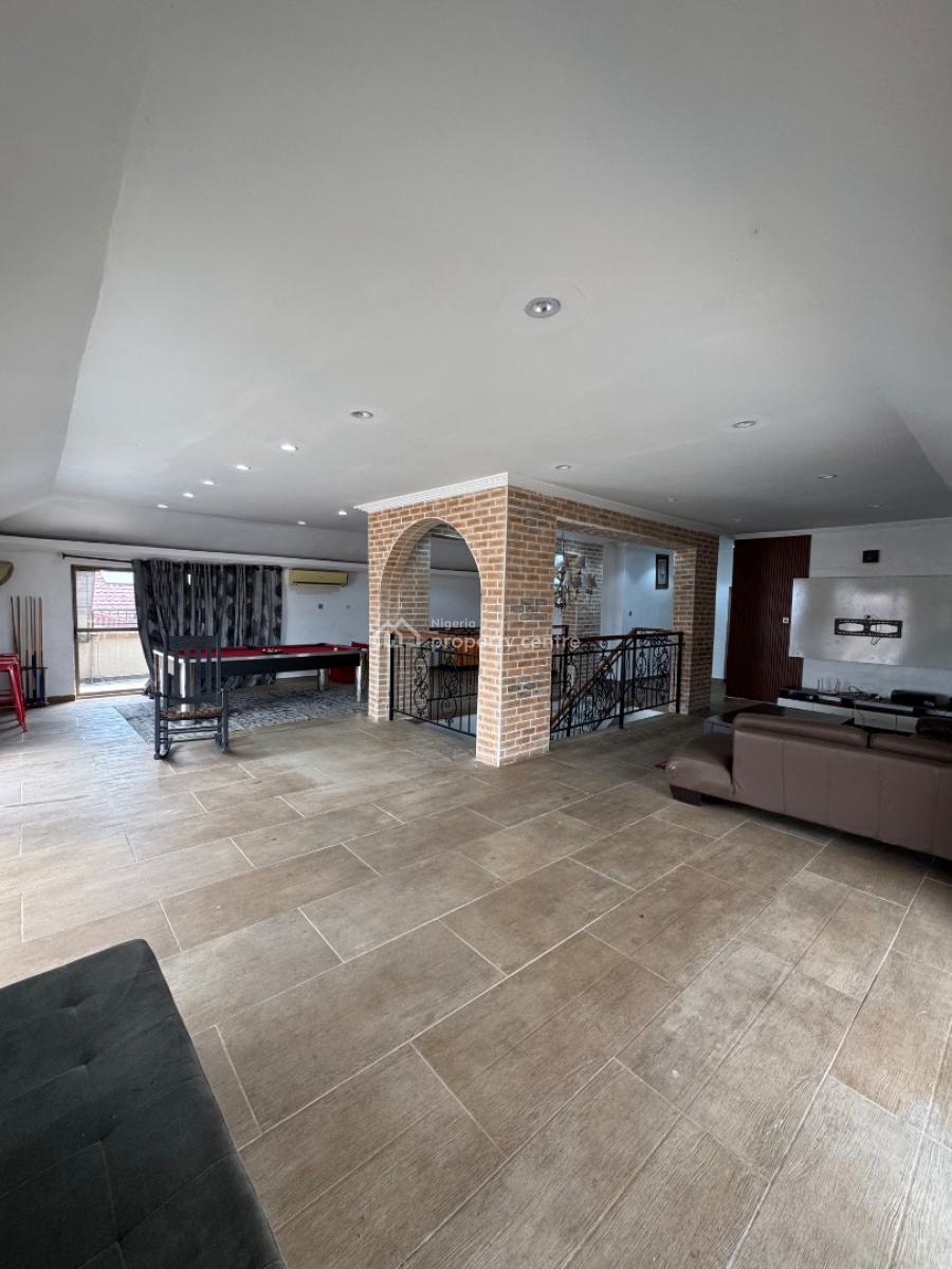 Spacious Lovely Self Contain + Open Parlor, Large Sit Outs, Snooker, Chevy View Estate, Lekki Expressway, Lekki, Lagos, Self Contain (single Rooms) for Rent