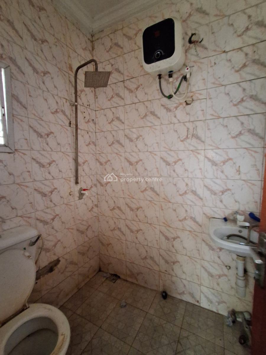 2 Bedroom Upstairs, Badore, Ajah, Lagos, House for Rent