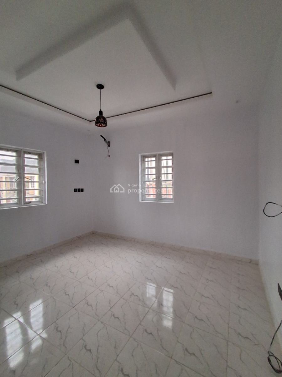 Newly Built 2 Bedroom Flat Upstairs, Badore, Ajah, Lagos, House for Rent