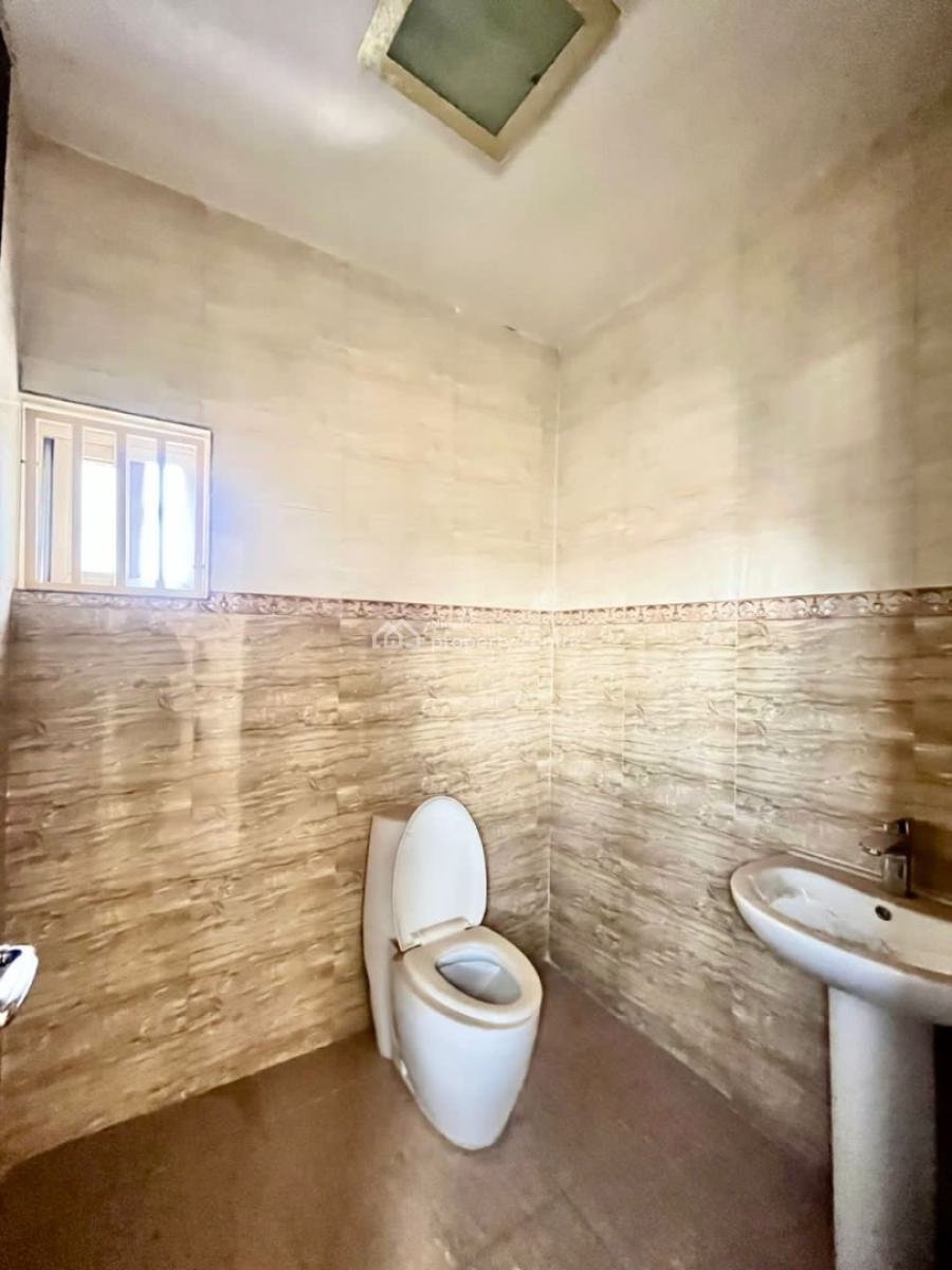 Office Complex, Utako, Abuja, Plaza / Complex / Mall for Sale