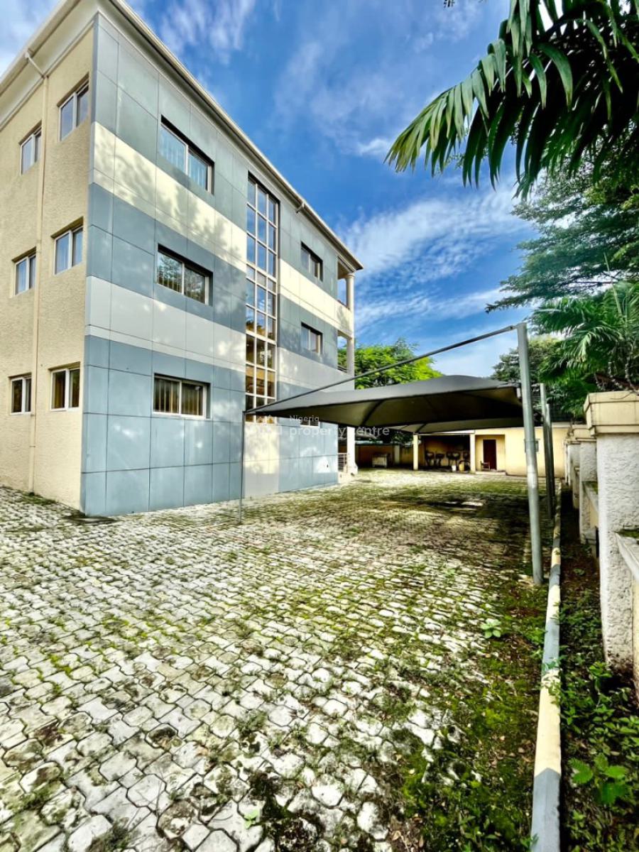Office Complex, Utako, Abuja, Plaza / Complex / Mall for Sale
