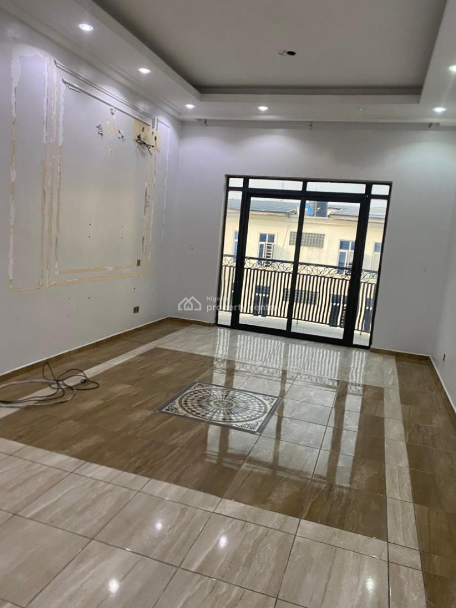 Spacious 2-bedroom Apartment, Oniru Estate, Victoria Island (vi), Lagos, Flat / Apartment for Rent