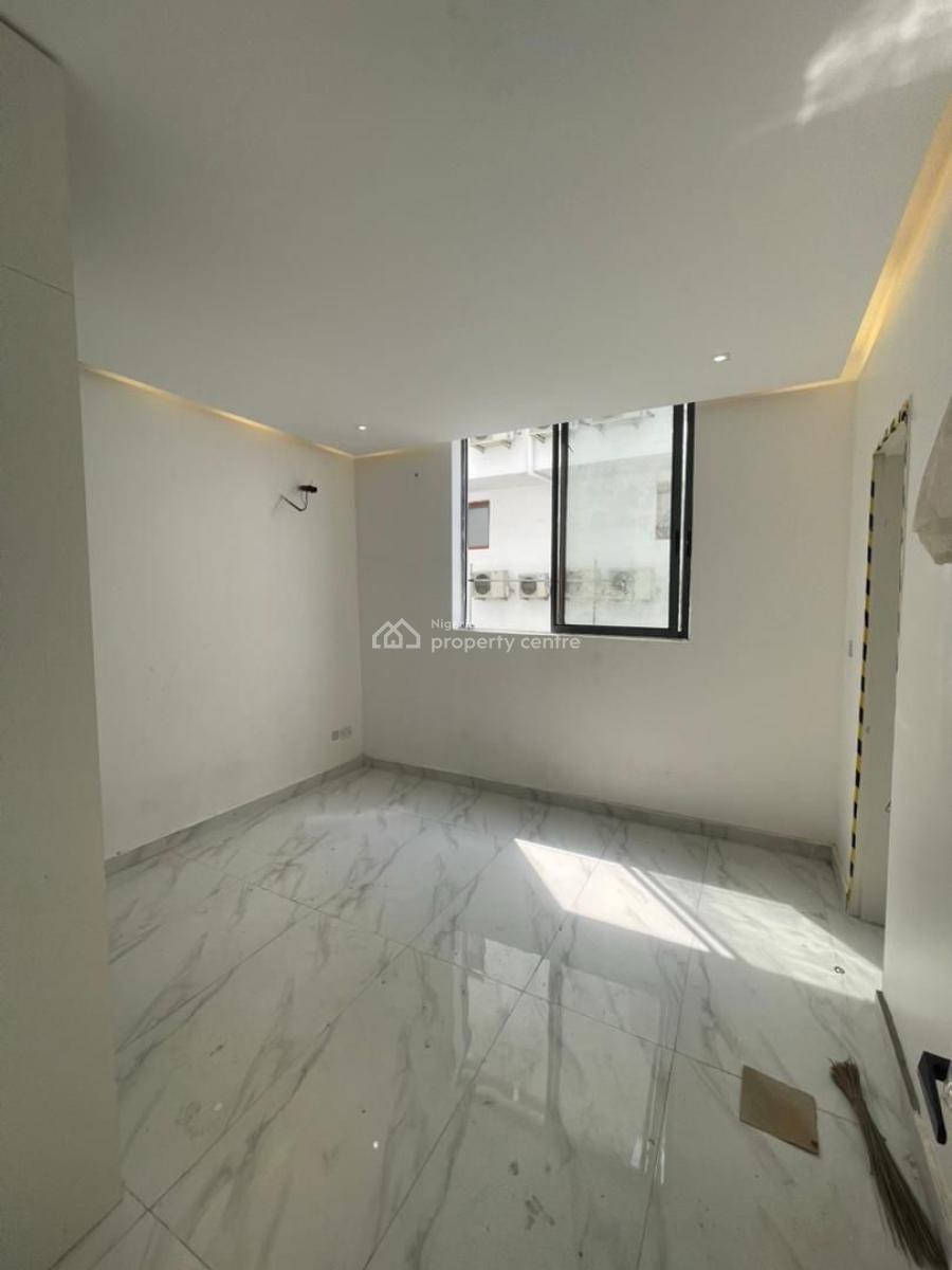 2 Bedroom Serviced Apartment, Lekki Phase 1, Lekki, Lagos, Flat / Apartment for Sale