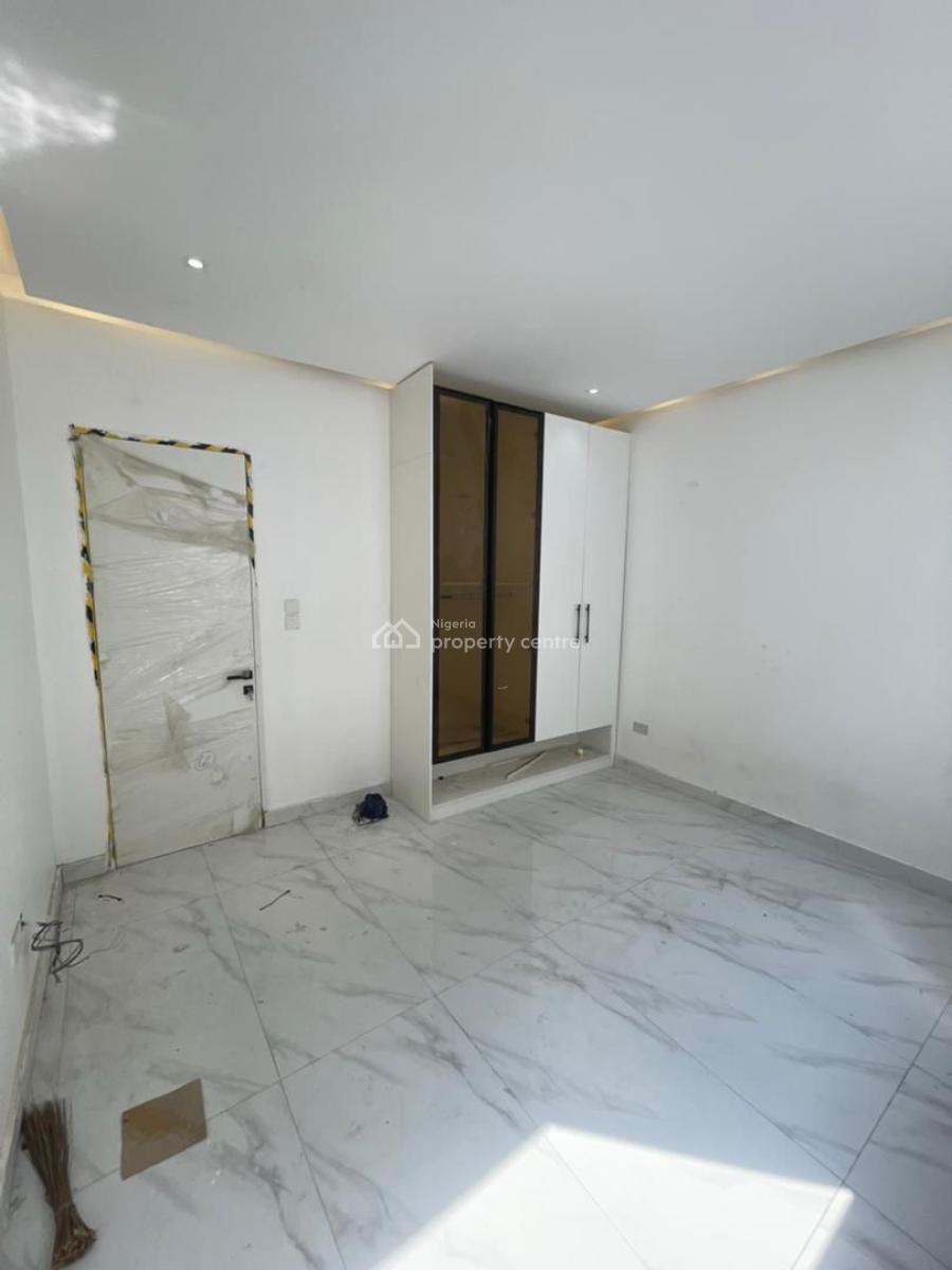 2 Bedroom Serviced Apartment, Lekki Phase 1, Lekki, Lagos, Flat / Apartment for Sale