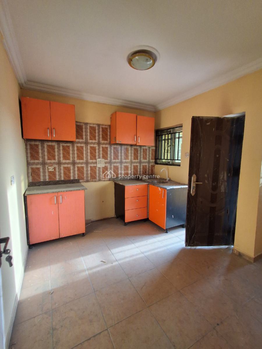 3 Bedroom Flat Upstairs, Badore, Ajah, Lagos, House for Rent