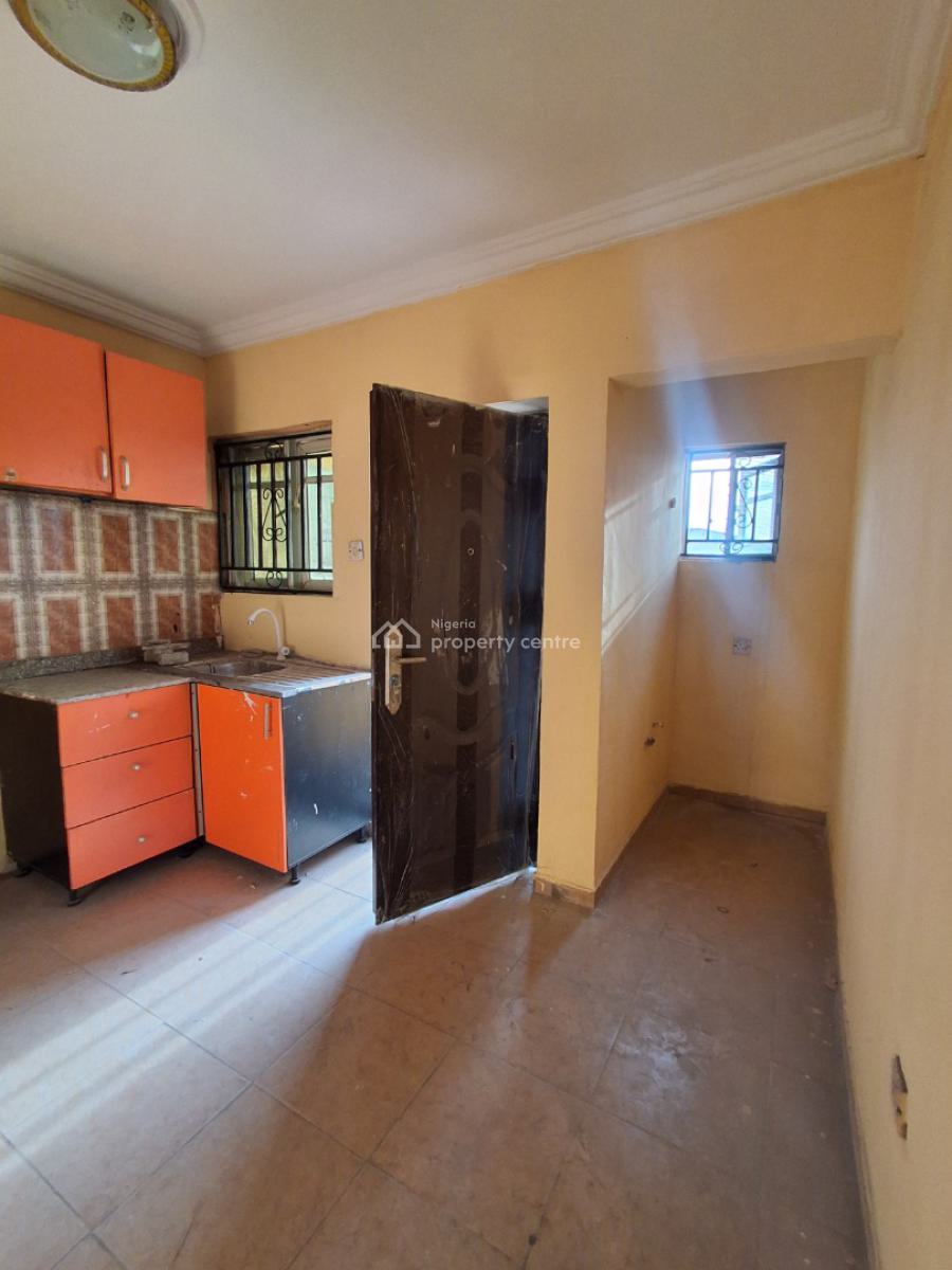 3 Bedroom Flat Upstairs, Badore, Ajah, Lagos, House for Rent