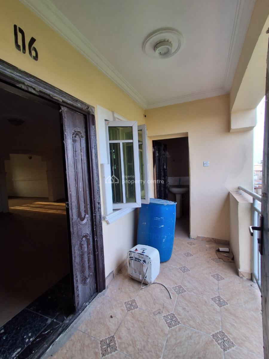 3 Bedroom Flat Upstairs, Badore, Ajah, Lagos, House for Rent