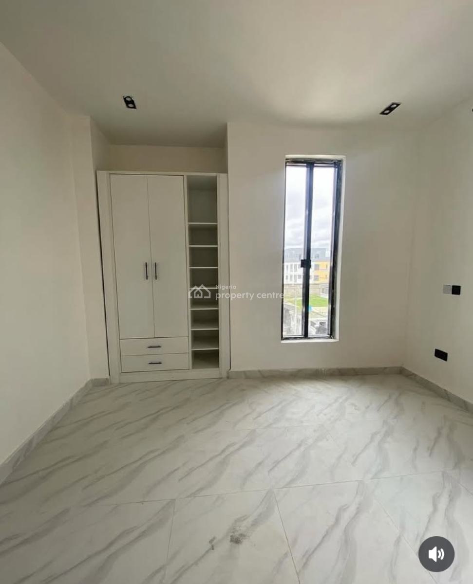 Fully Serviced 2 Bedroom Apartment, Ologolo, Lekki, Lagos, Flat / Apartment for Rent