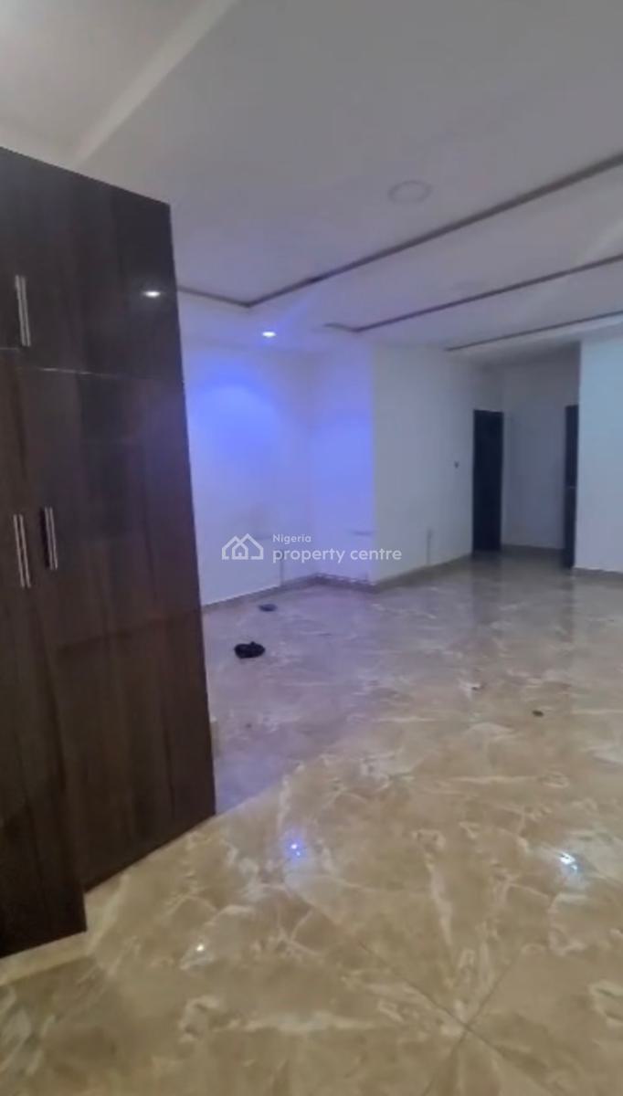 Very Sharp 2 Bedroom Flat (ground Floor), Ikate, Lekki, Lagos, Flat / Apartment for Rent