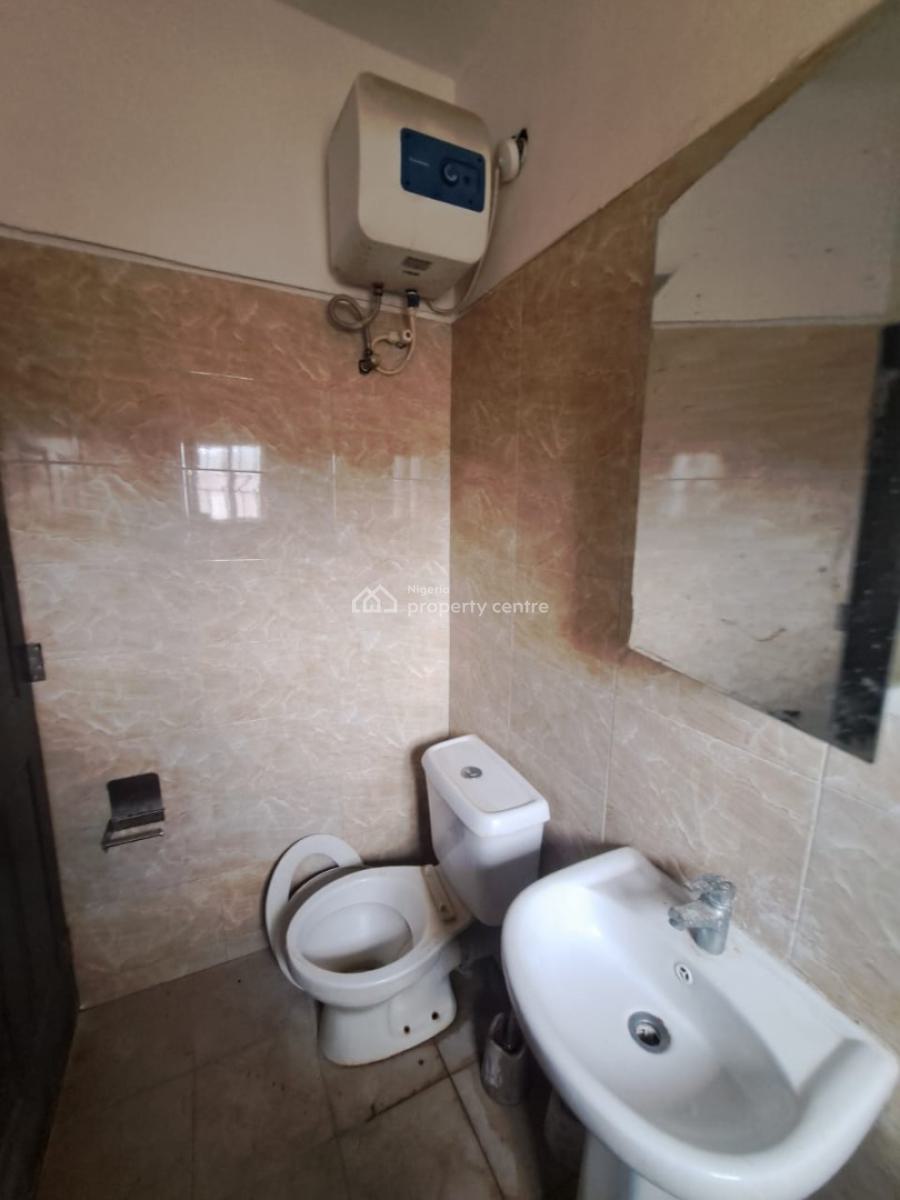 Luxury and Spacious 2 Bedroom Flat Upstairs, Salem Bus Stop Lekki, Lekki Phase 2, Lekki, Lagos, Flat / Apartment for Rent