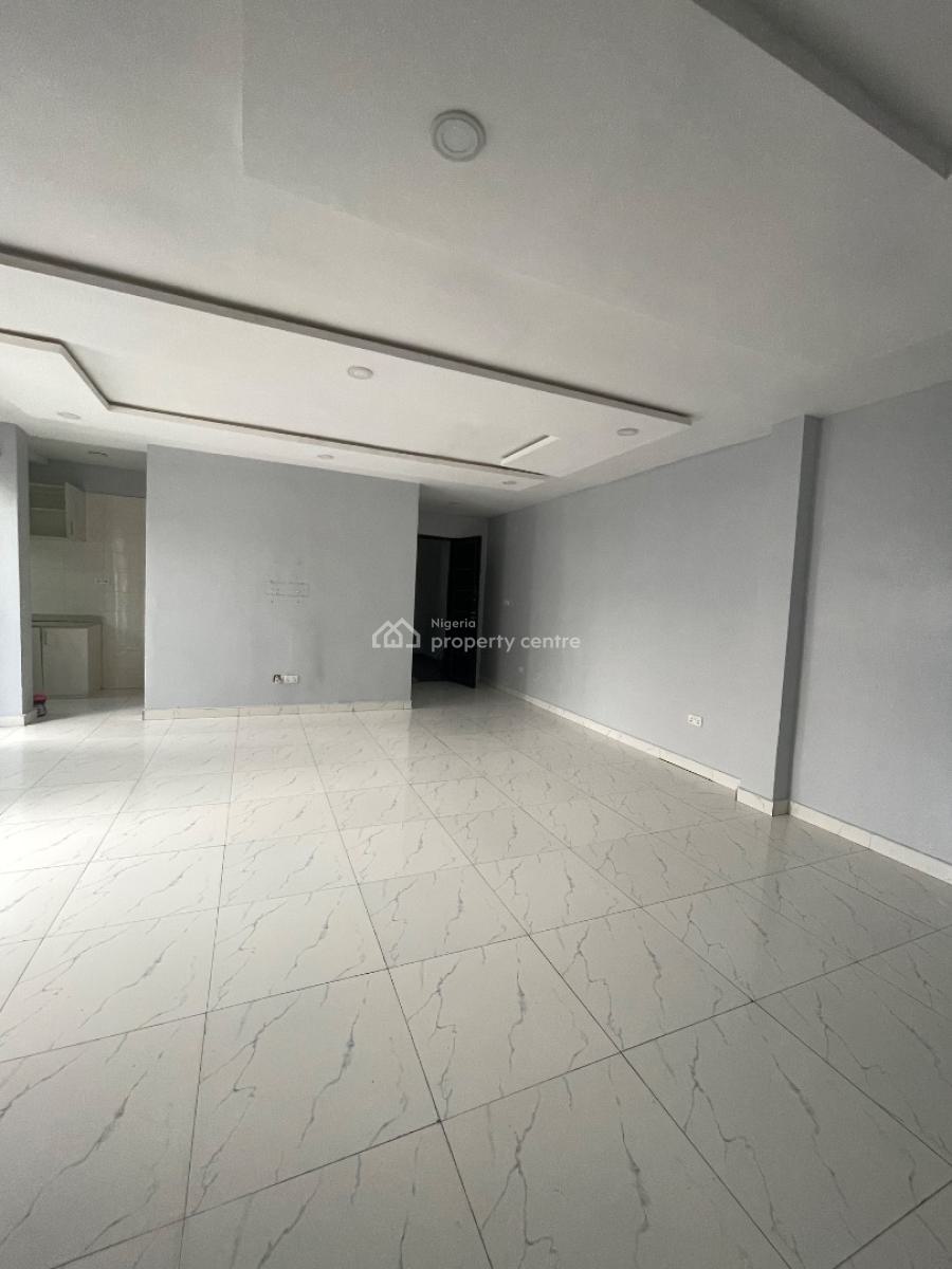 Spacious 2 Bedroom Apartment, Ologolo, Lekki, Lagos, Flat / Apartment for Sale