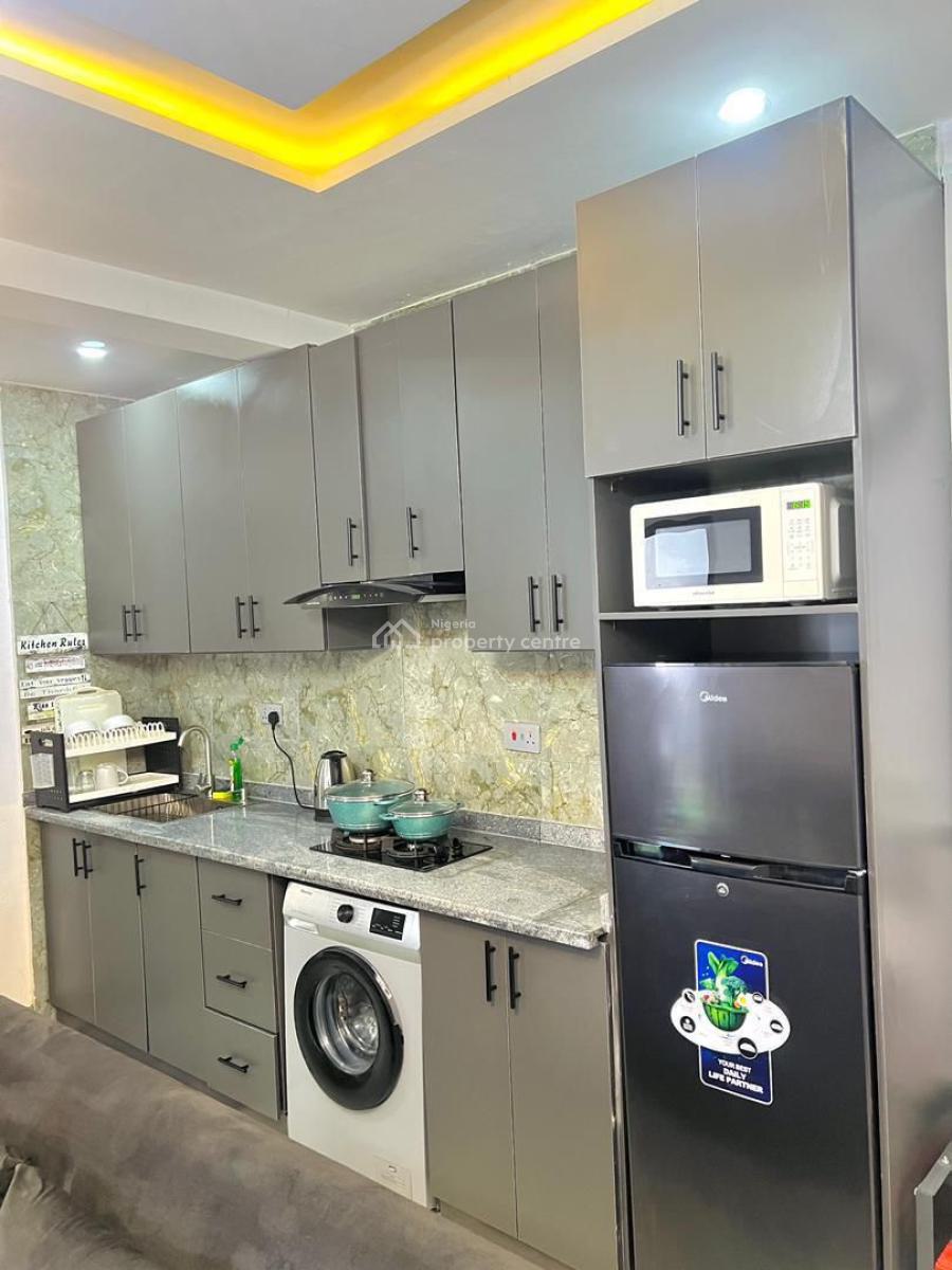 1 Bedroom Apartment, Ikate, Lekki, Lagos, Mini Flat (room and Parlour) Short Let