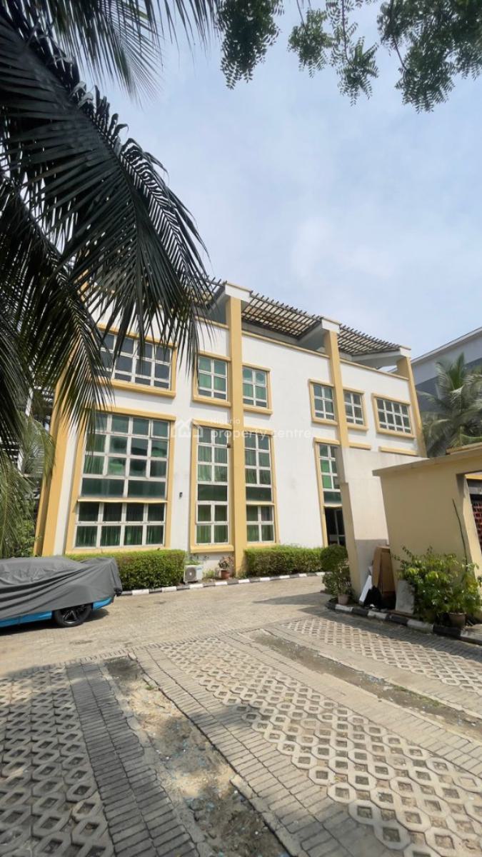 13 Units Block of Spacious 1-bedroom, 2-bedroom & 3-bedroom Apartments, Oniru, Victoria Island (vi), Lagos, Flat / Apartment for Sale