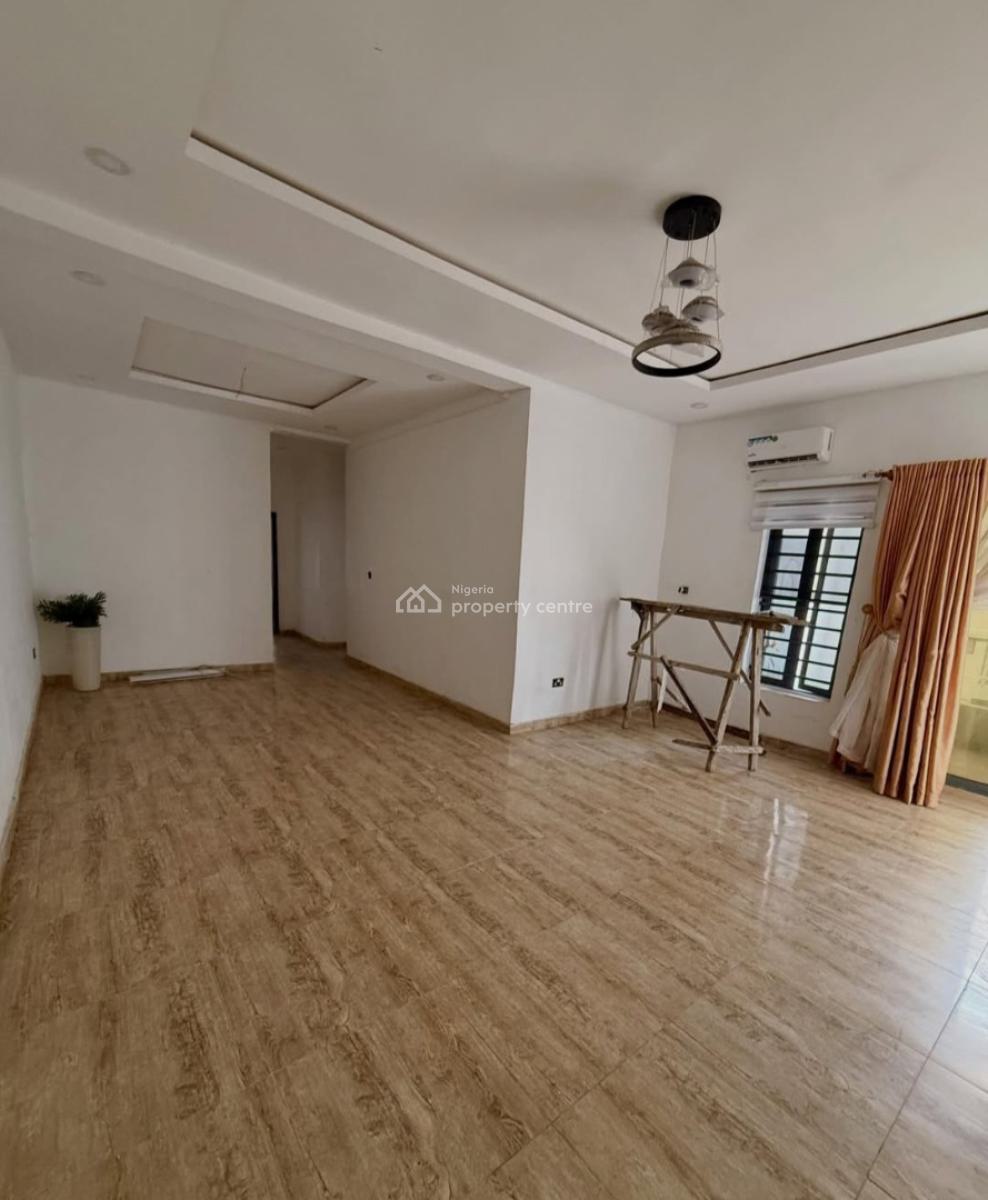 Serviced 2 Bedroom En-suite Flat with an Enclosed Fitted Kitchen, Cook, Ikate, Lekki, Lagos, Flat / Apartment for Rent