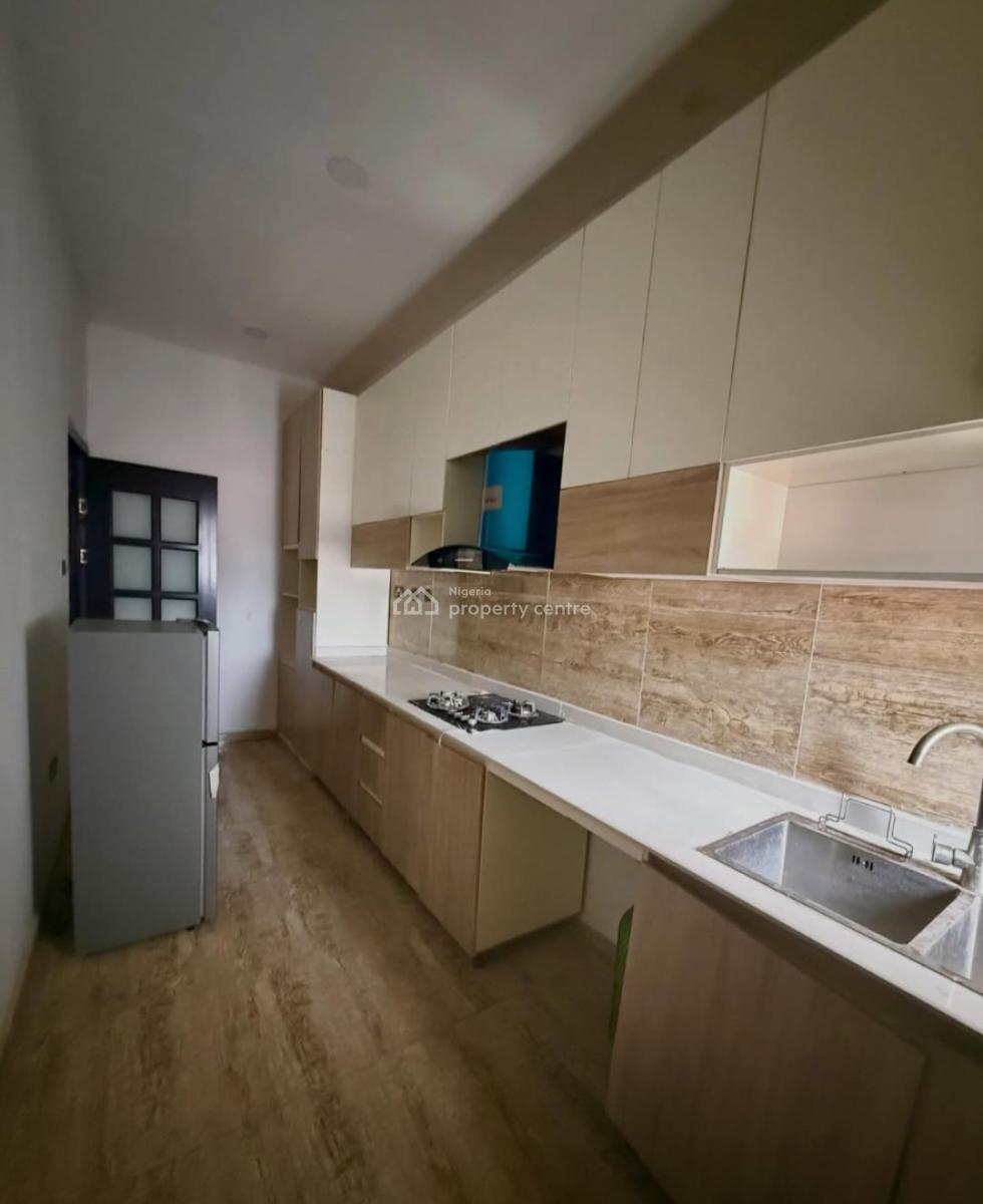 Serviced 2 Bedroom En-suite Flat with an Enclosed Fitted Kitchen, Cook, Ikate, Lekki, Lagos, Flat / Apartment for Rent