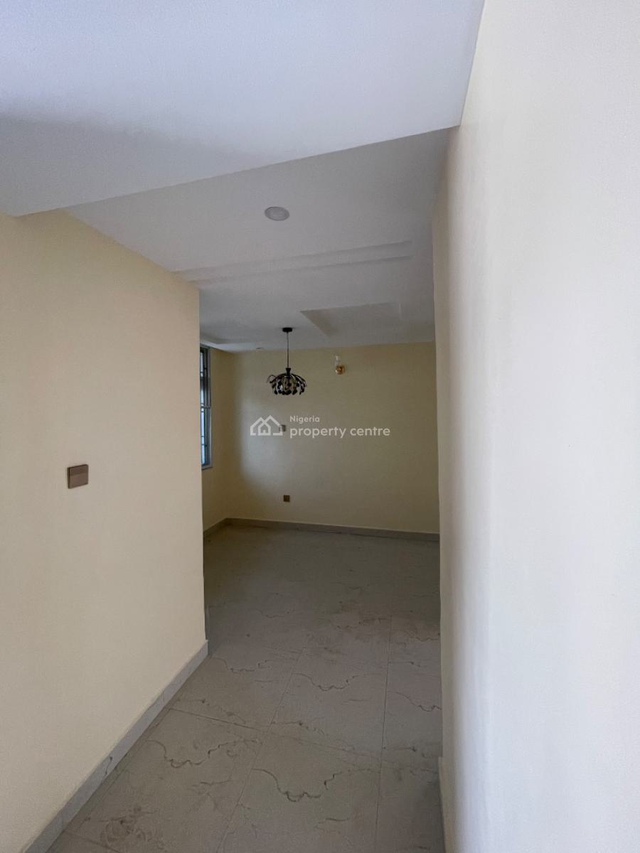 3 Bedroom Terrace Duplex with a Room Bq, Gwarimpa Estate,fct, Gwarinpa, Abuja, Semi-detached Duplex for Sale