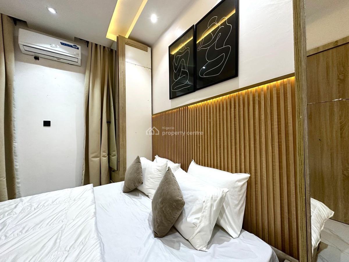 Exquisite 1 Bedroom Apartment, Yaba, Lagos, Flat / Apartment for Sale