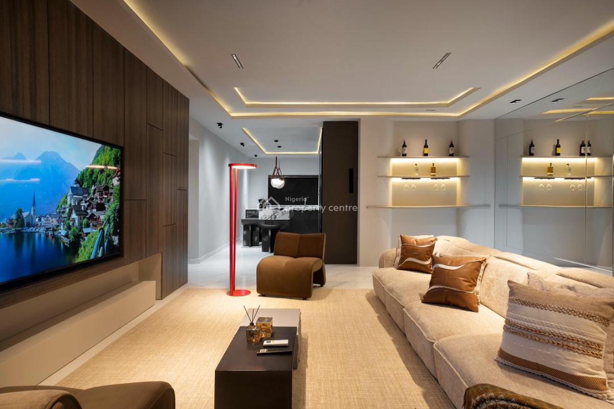 Exquisite 2 Bedroom Apartment, Freedom Way, Lekki Phase 1, Lekki, Lagos, Flat / Apartment Short Let