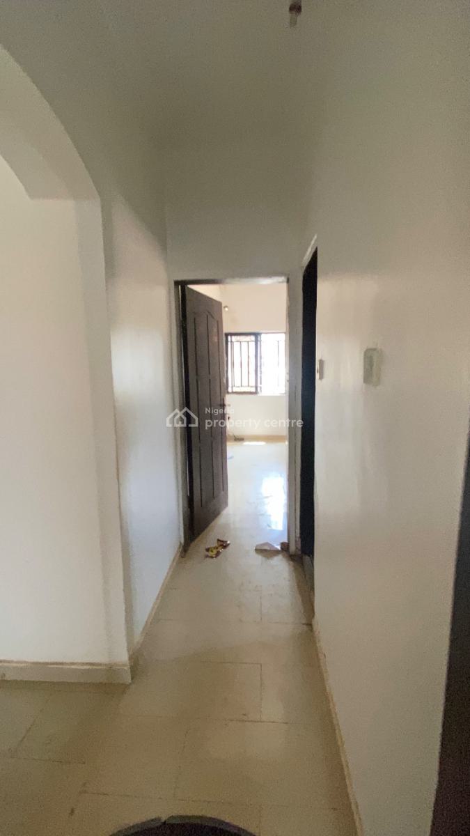 Spacious 2 Bedroom Flat, Mabushi, Abuja, Flat / Apartment for Rent