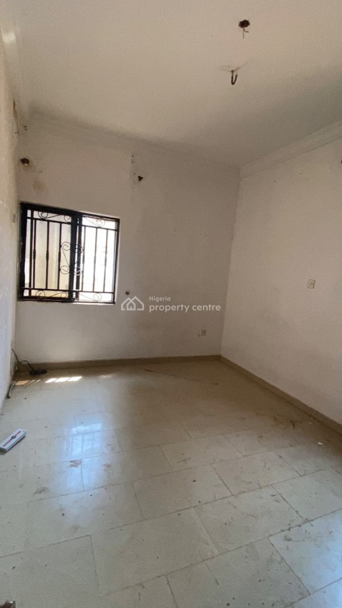 Spacious 2 Bedroom Flat, Mabushi, Abuja, Flat / Apartment for Rent