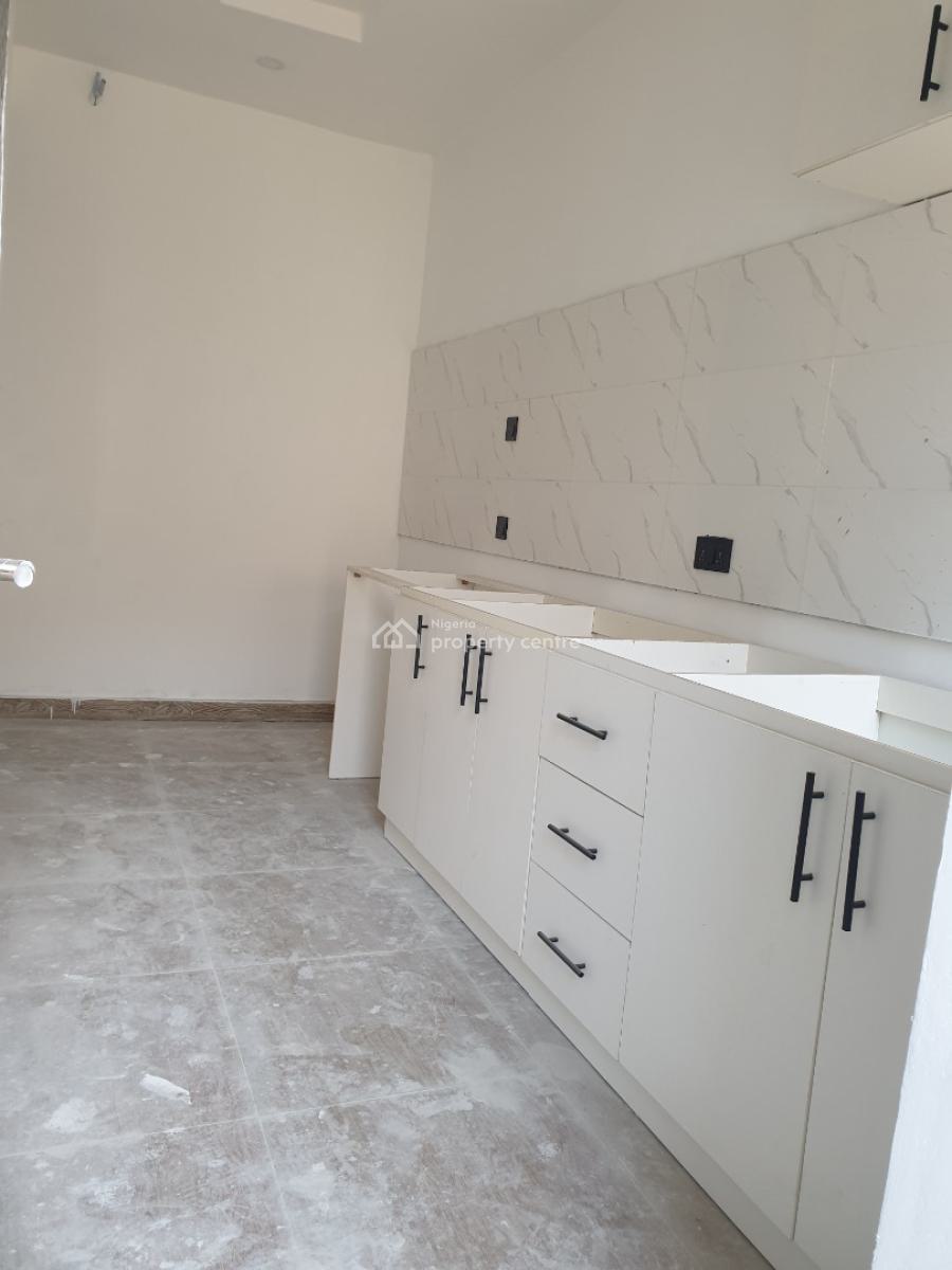 Spacious an Brand New 2 Bedrooms Flat, Spg Road, Lekki, Lagos, Flat / Apartment for Rent