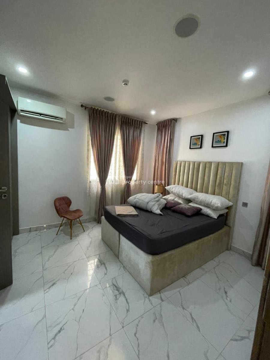 3 Bedroom Apartment with Swimming Pool, Ikate, Lekki, Lagos, Flat / Apartment for Rent