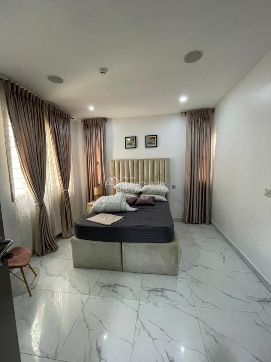 3 Bedroom Apartment with Swimming Pool, Ikate, Lekki, Lagos, Flat / Apartment for Rent