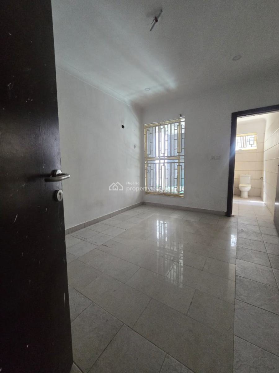 5-bedroom Commercial Property, Lekki Phase 1, Lekki, Lagos, Commercial Property for Rent