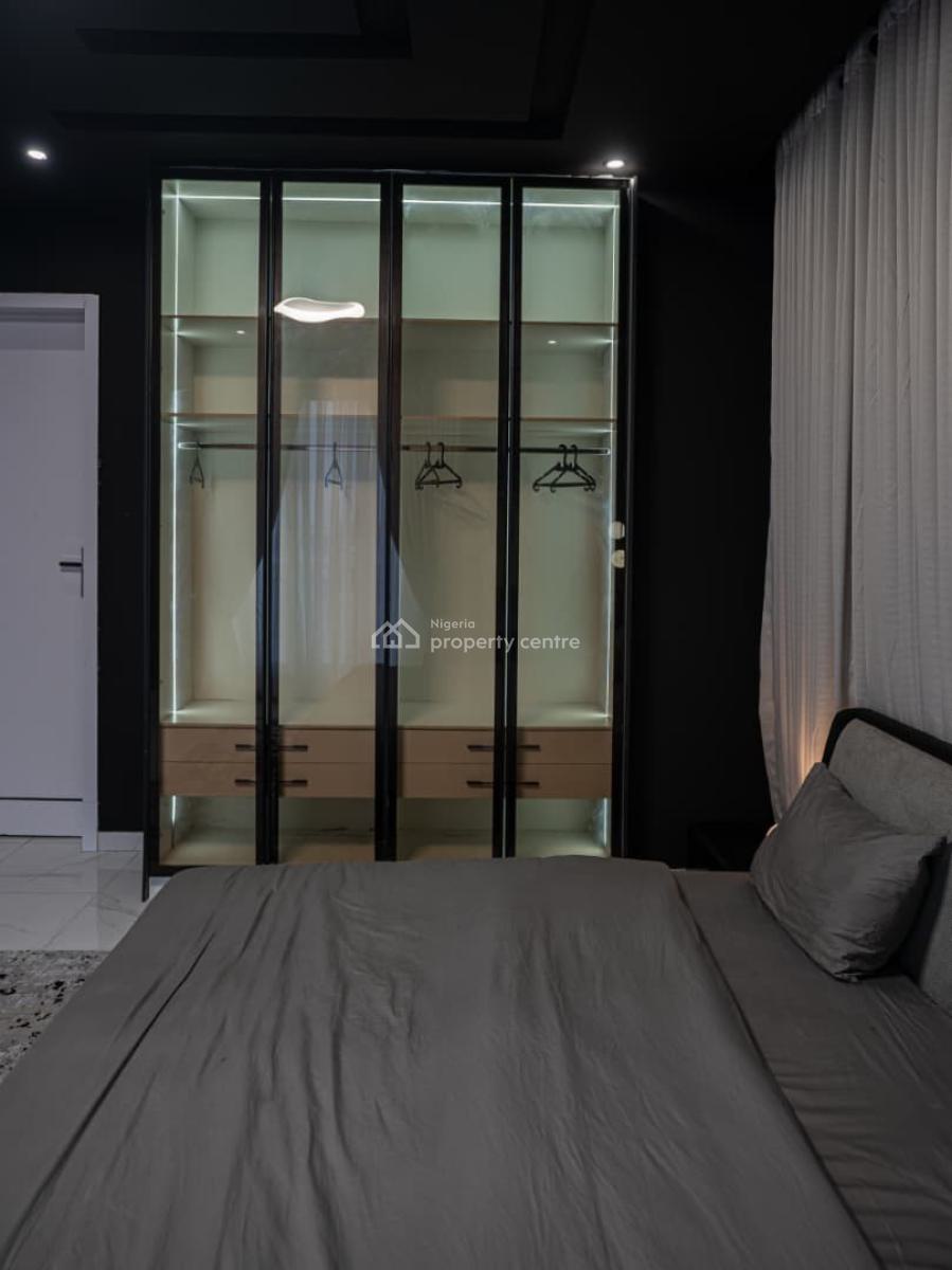 Exquisitely Furnished 2 Bedroom Apartment, Freedom Way, Lekki Phase 1, Lekki, Lagos, Flat / Apartment Short Let