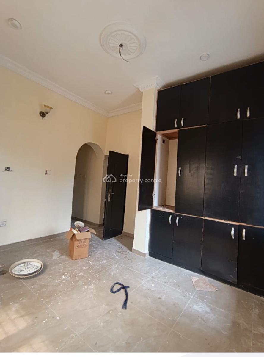 Clean 3 Bedroom Apartment Upstairs, Before Sangotedo Market, Sangotedo, Ajah, Lagos, Flat / Apartment for Rent