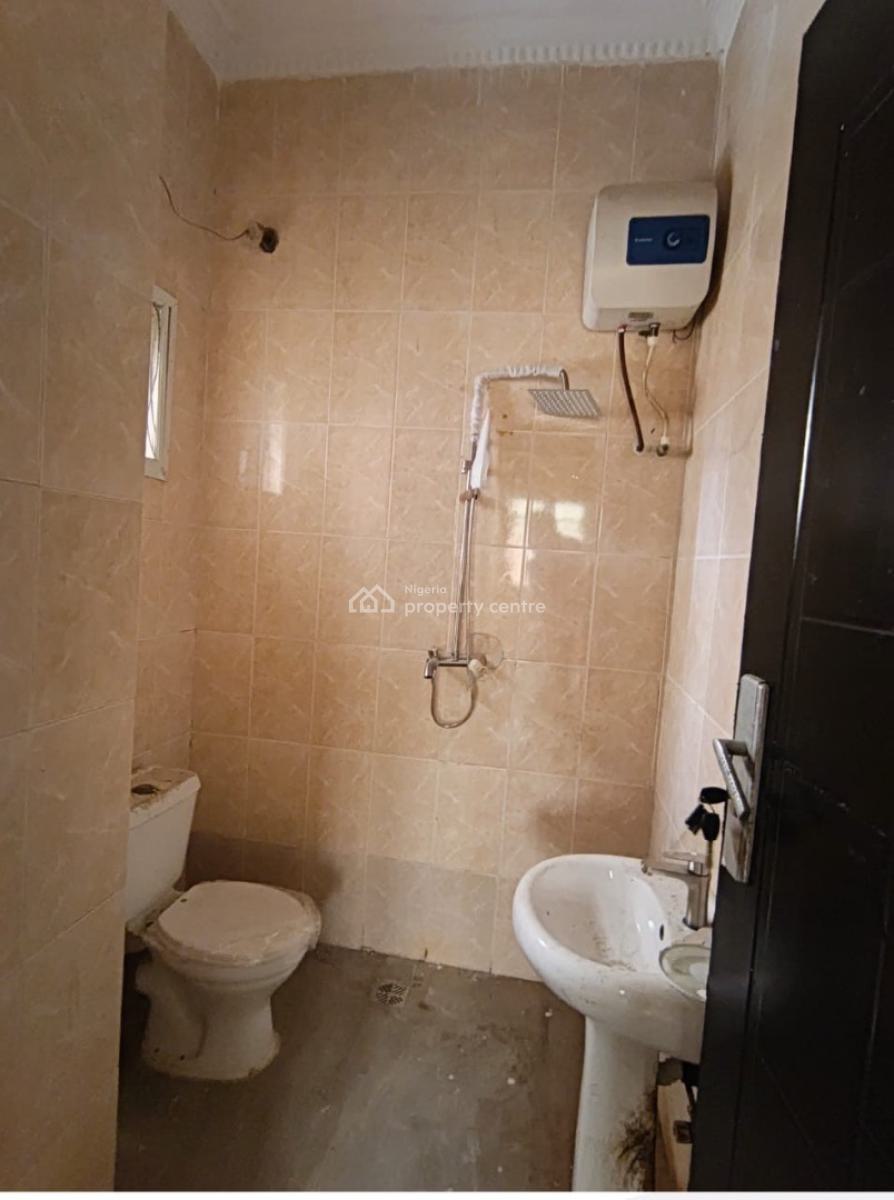 Clean 3 Bedroom Apartment Upstairs, Before Sangotedo Market, Sangotedo, Ajah, Lagos, Flat / Apartment for Rent