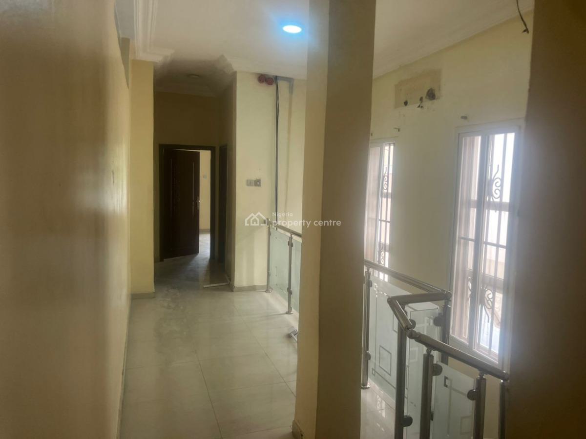 Self Compound Spacious 5 Bedroom Fully Detached Duplex with 2 Rooms Bq, Lekki Phase 1, Lekki, Lagos, Detached Duplex for Rent