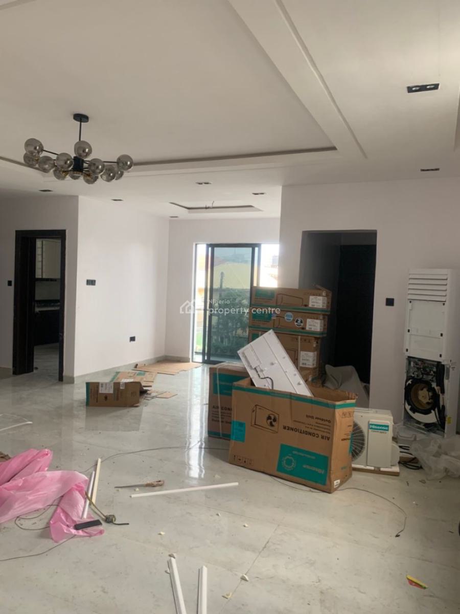 Newly Built 3 Bedroom Apartment with Bq, Lekki Phase 1, Lekki, Lagos, Flat / Apartment for Rent