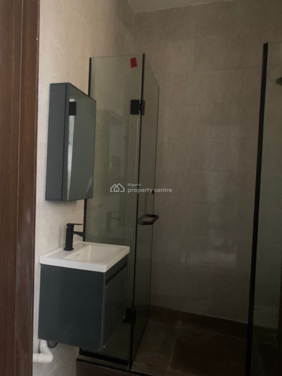 Newly Built 3 Bedroom Apartment with Bq, Lekki Phase 1, Lekki, Lagos, Flat / Apartment for Rent