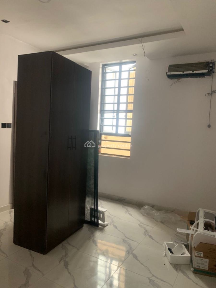 Newly Built 3 Bedroom Apartment with Bq, Lekki Phase 1, Lekki, Lagos, Flat / Apartment for Rent