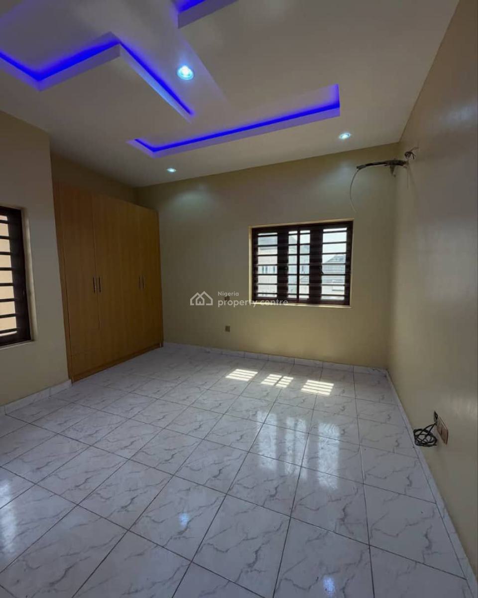 Elegantly Built 2 Bedroom Apartment in Serene Environment, Alimosho, Lagos, Flat / Apartment for Sale