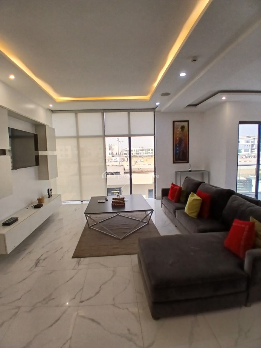 Serviced with 24/7 Power Supply 3 Bedroom En-suite Flat, Ikate Elegushi, Lekki, Lagos, Flat / Apartment for Rent