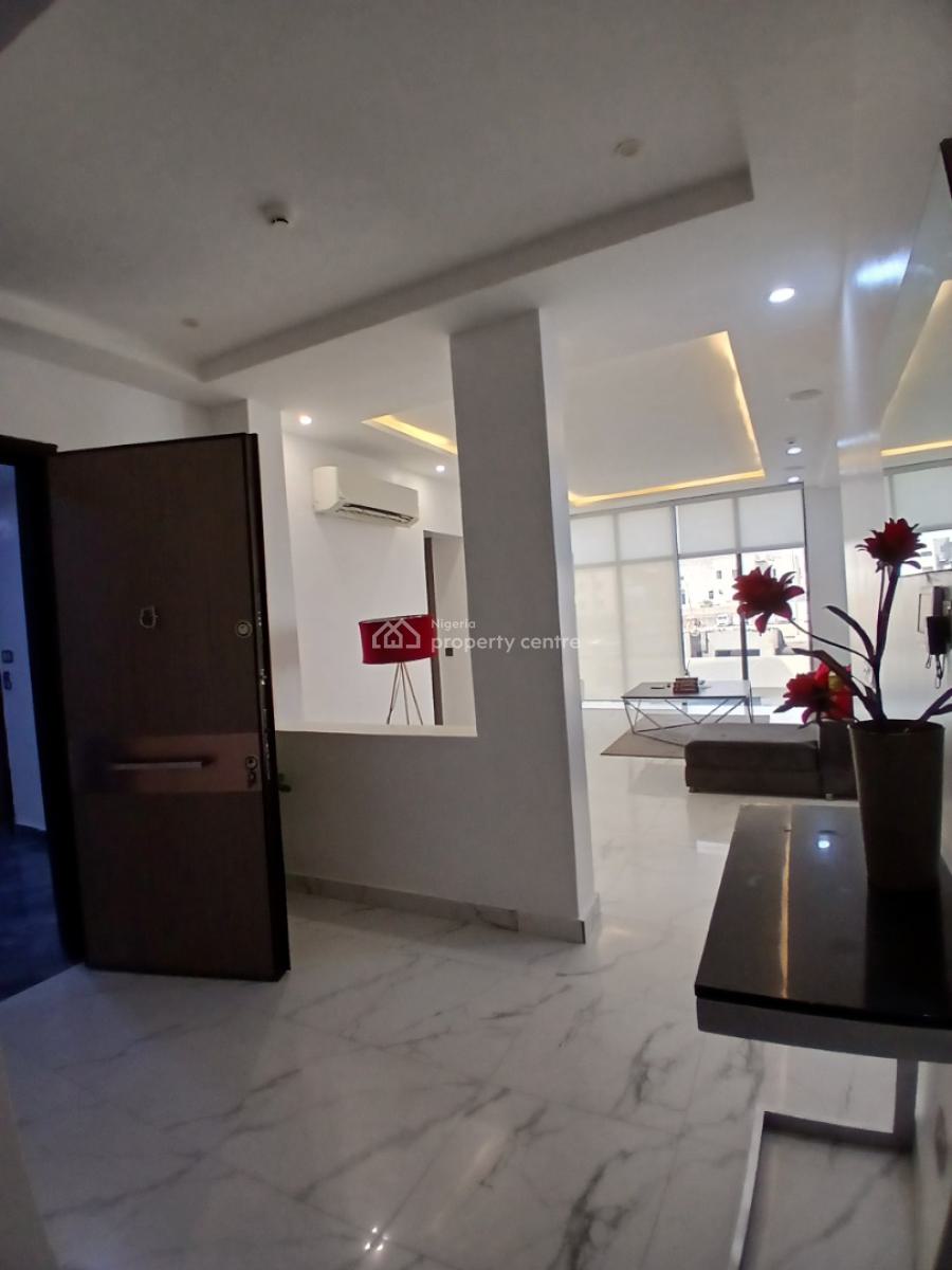 Serviced with 24/7 Power Supply 3 Bedroom En-suite Flat, Ikate Elegushi, Lekki, Lagos, Flat / Apartment for Rent