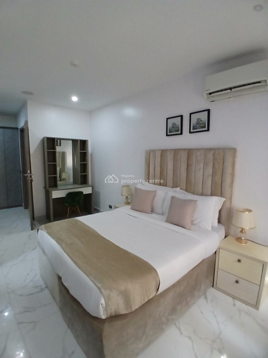 Serviced with 24/7 Power Supply 3 Bedroom En-suite Flat, Ikate Elegushi, Lekki, Lagos, Flat / Apartment for Rent