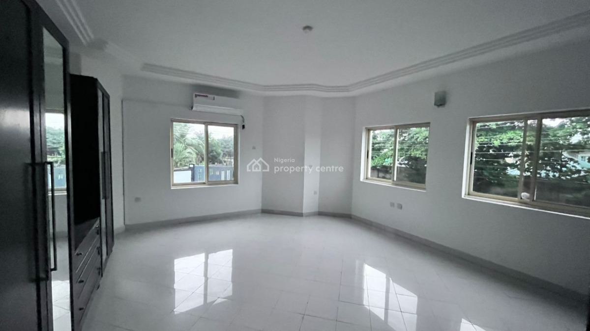 Luxury 3-bedroom Apartment with Bq., Lekki Phase 1, Lekki, Lagos, Flat / Apartment for Rent