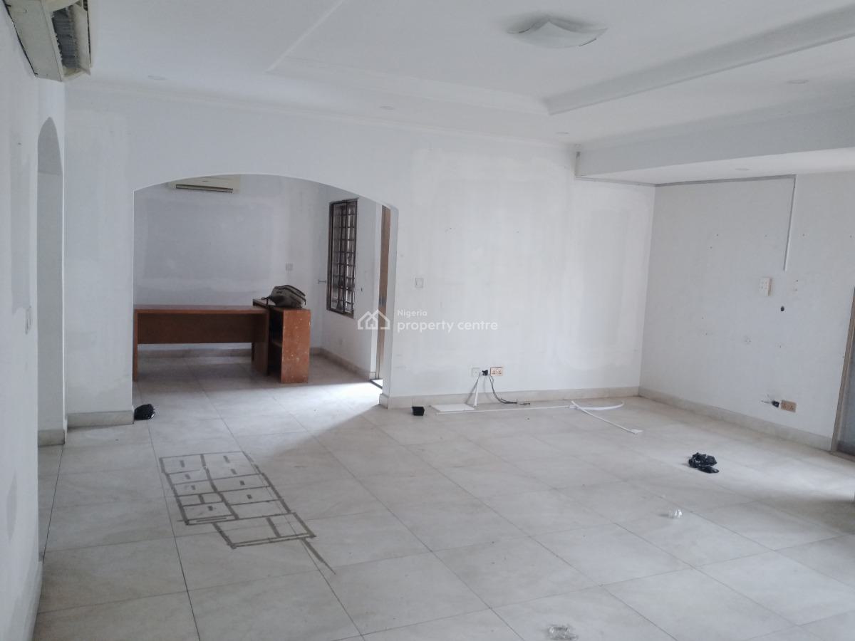 Very Spacious 3 Bedroom Luxury Flat with One Room Service Quarters, Oniru, Victoria Island (vi), Lagos, Flat / Apartment for Rent