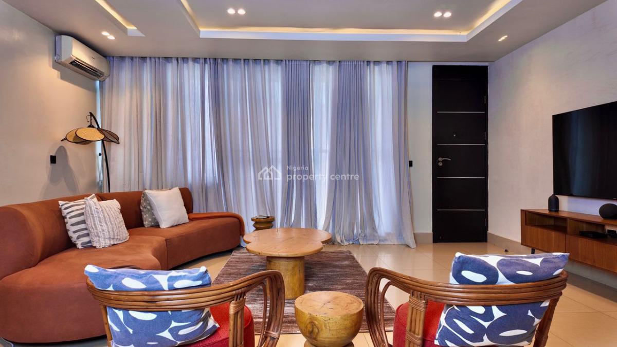 2 Bedroom Apartment, Off Admiralty Way, Lekki Phase 1, Lekki, Lagos, Flat / Apartment Short Let