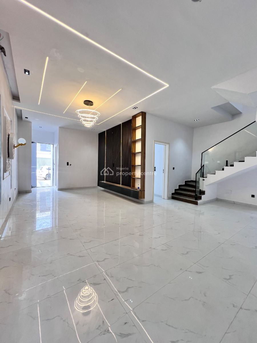 5 Bedrooms Duplex with Bq & Pool, Ikota, Lekki, Lagos, Detached Duplex for Sale