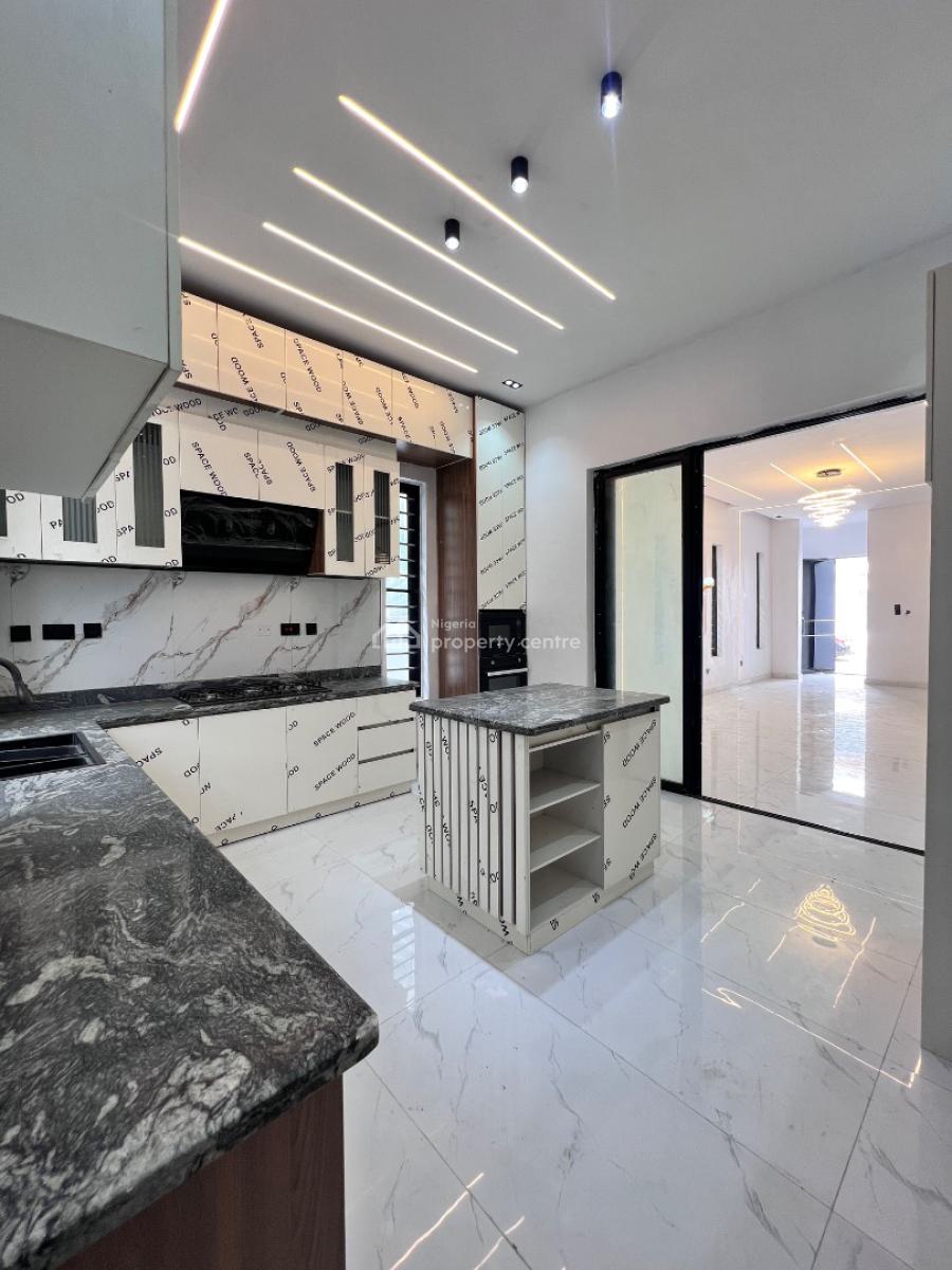 5 Bedrooms Duplex with Bq & Pool, Ikota, Lekki, Lagos, Detached Duplex for Sale