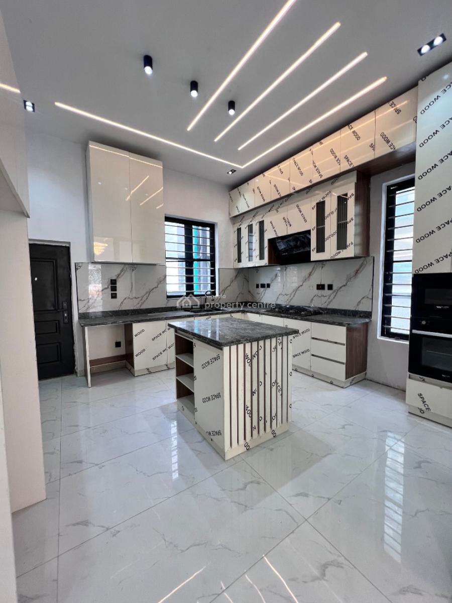 5 Bedrooms Duplex with Bq & Pool, Ikota, Lekki, Lagos, Detached Duplex for Sale