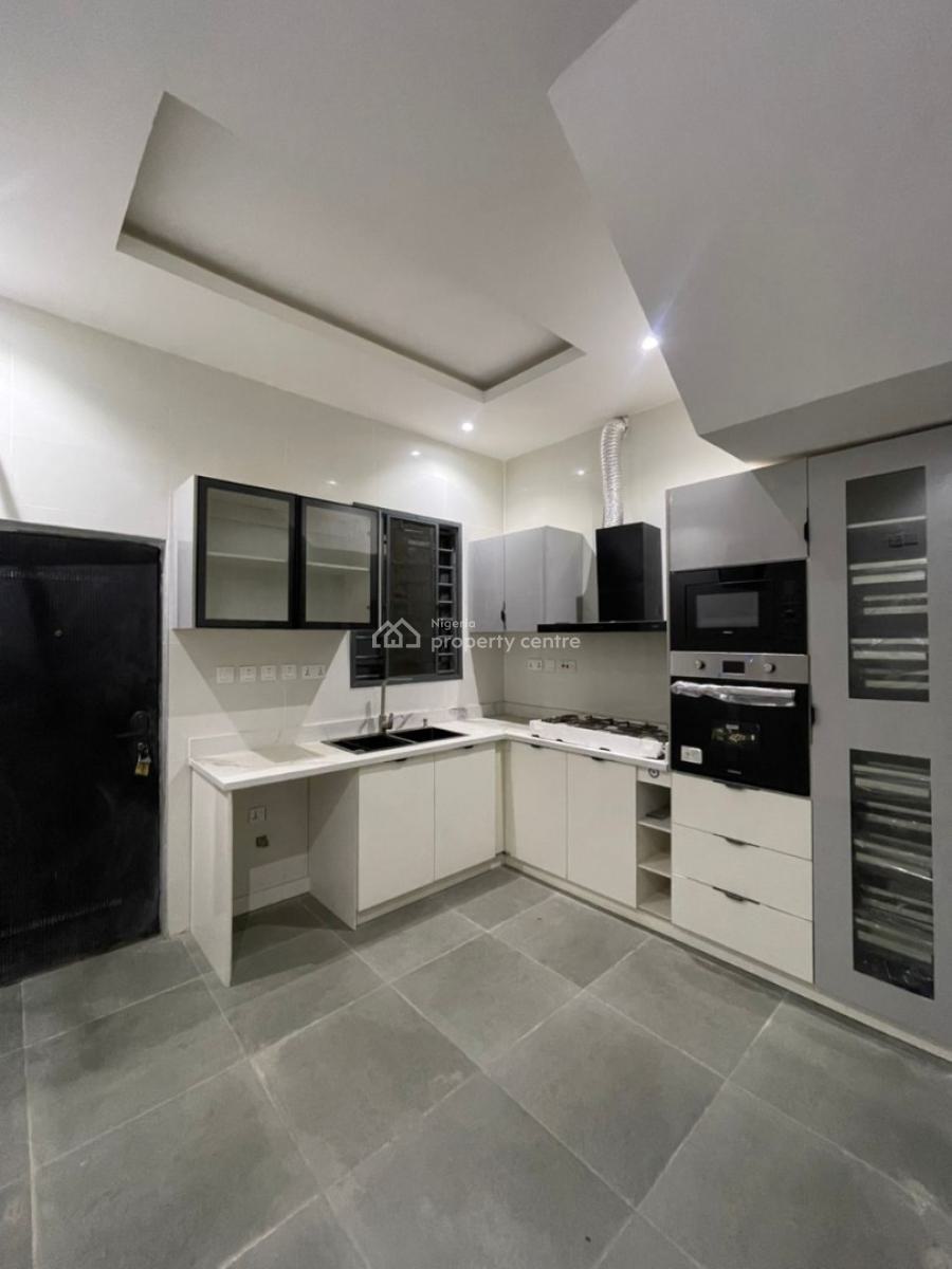 4 Bedroom Terrace Duplex, Lekki Phase 1, Lekki, Lagos, Terraced Duplex for Sale