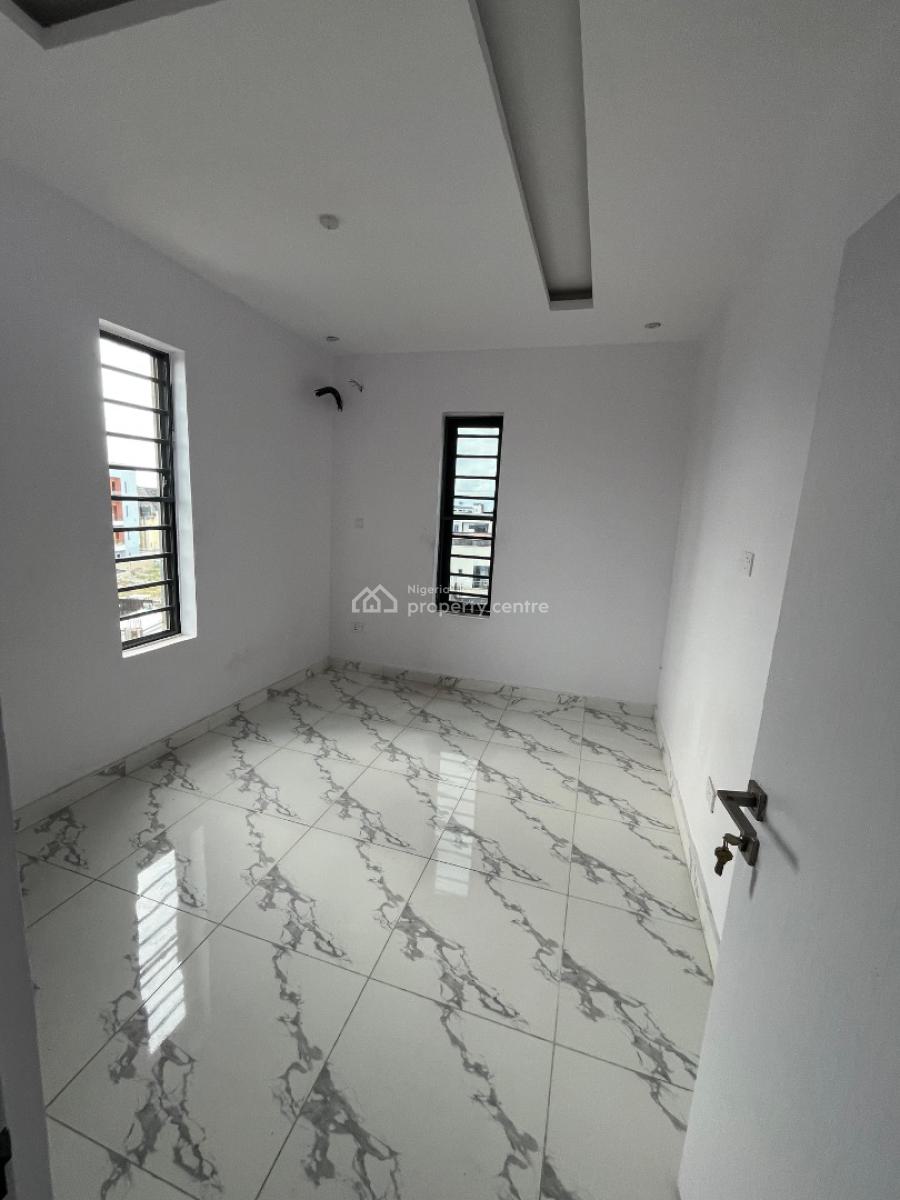 Brand New 2 Bedroom Apartment, Mayegun  Street, Ologolo, Lekki, Lagos, Flat / Apartment for Rent