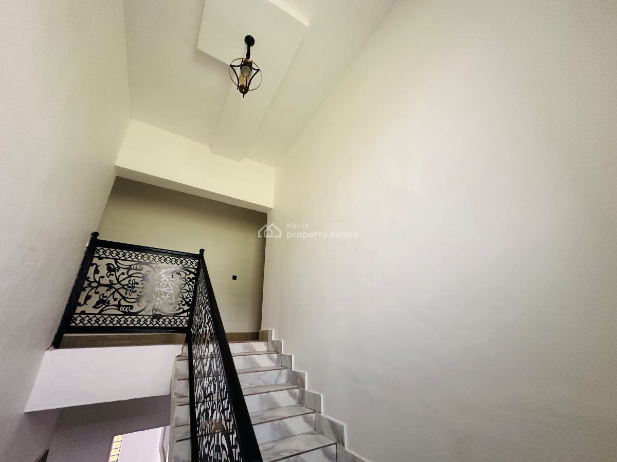 5 Bedroom Duplex with Gatehouse, Gra Phase 1 Off Sss Road, Asaba, Delta, Detached Duplex for Sale